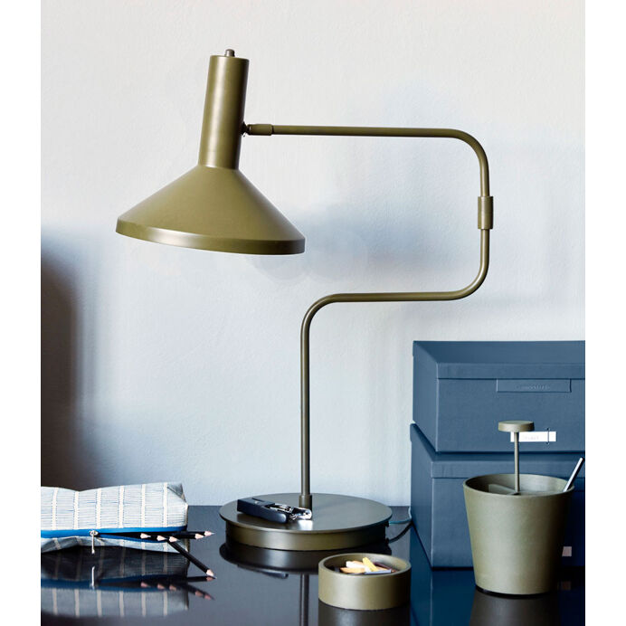 Lampe de Table DESK Métallique Vert Militaire Style Minimaliste - Diam. 25 H.66 cm - HOUSE DOCTOR