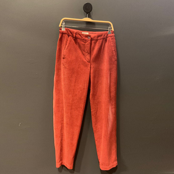Pantalon en Velours Côtelé PERFECT Piment - HARTFORD Hiver 2023