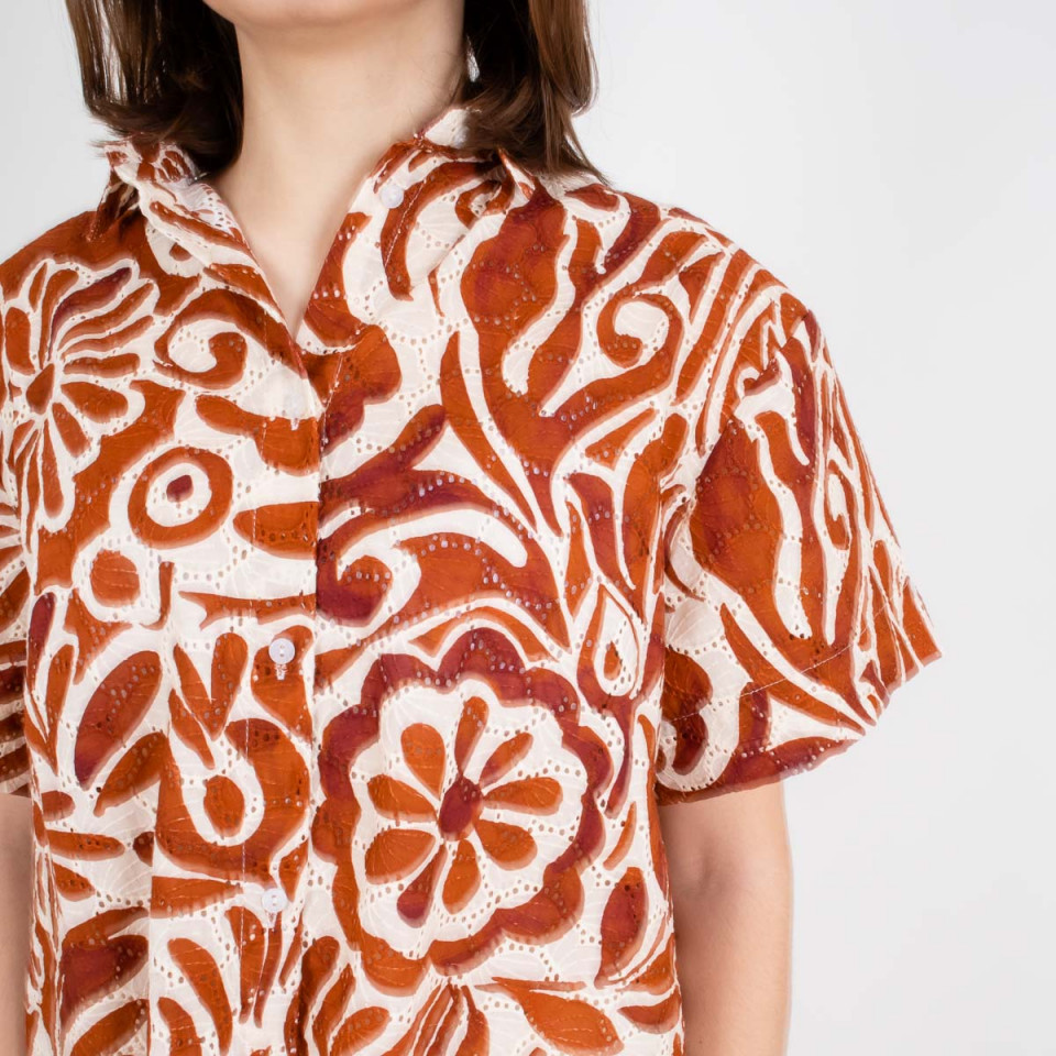 Chemise manches courtes brodées Sada Kate 