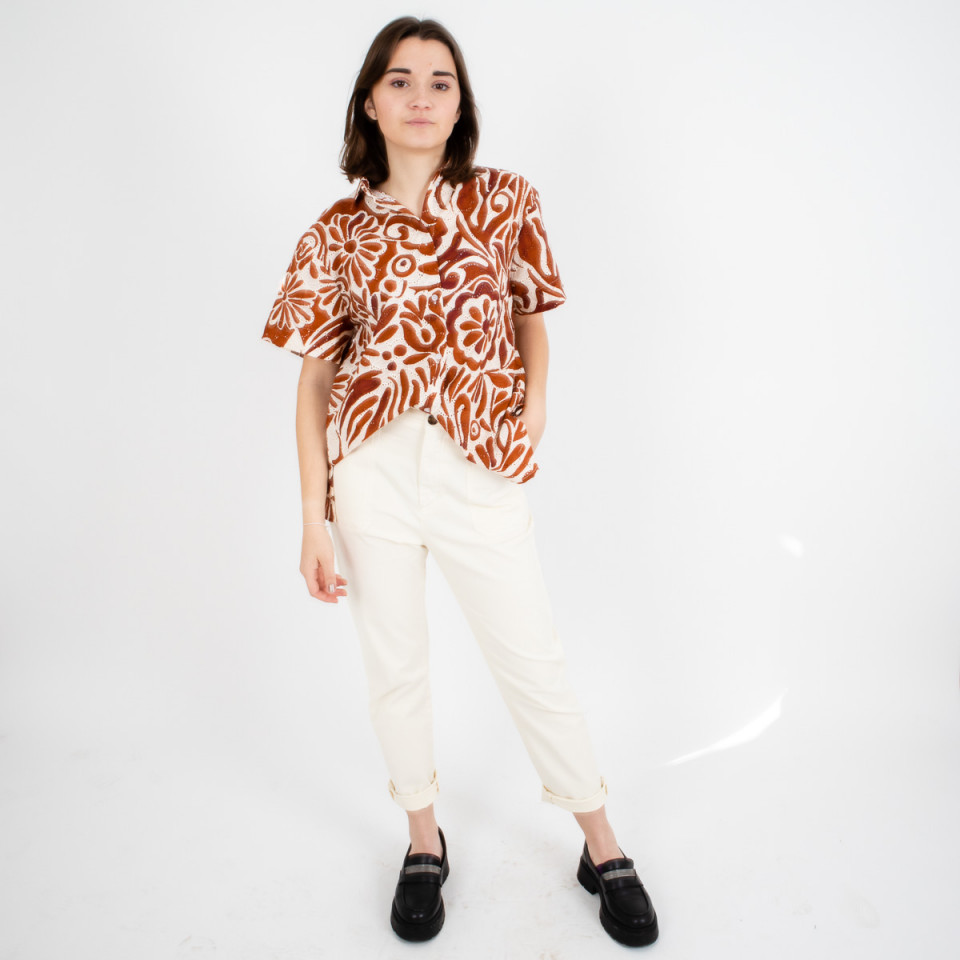 Chemise manches courtes brodées Sada Kate 