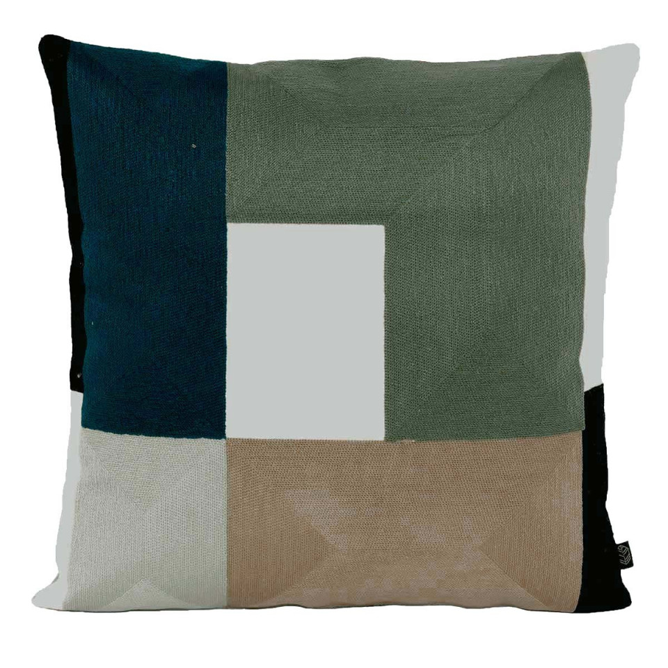 Coussin en Coton Brodé à Motif Géométrique TAMBA  
