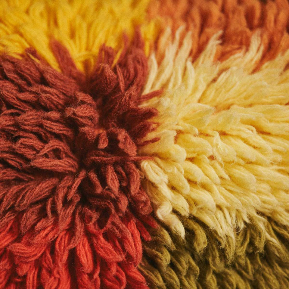 Coussin complet multicolore à poils longs Fluffy Rag