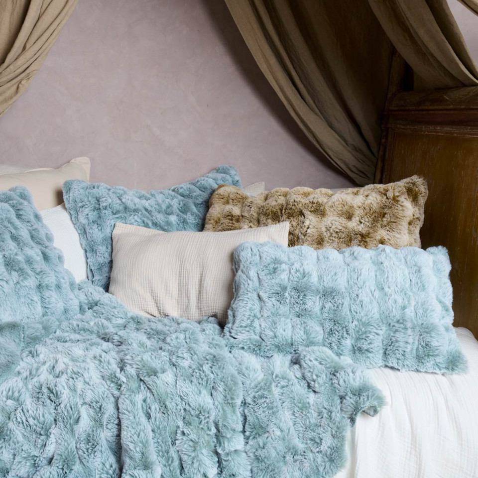Coussin ASTRAKAN Fausse Fourrure 