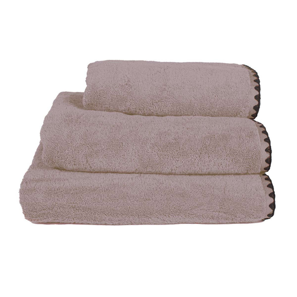 Serviette de bain ISSEY en Coton Couleur:Pétale Dimensions:30 x 50