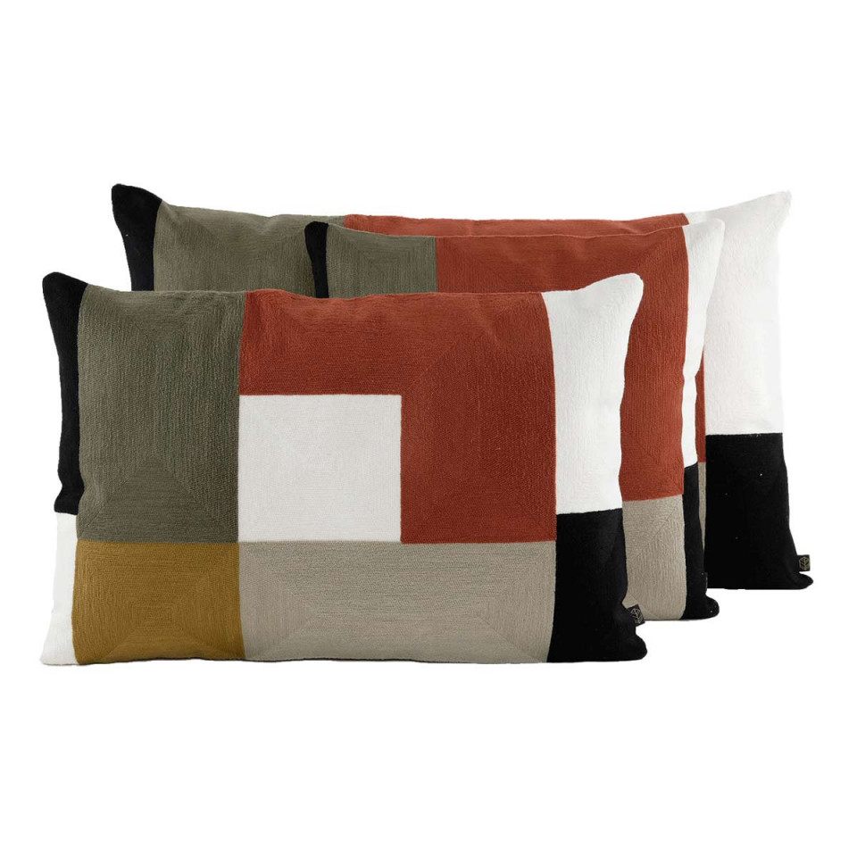Housse de Coussin en Coton Brodé à Motif Géométrique TAMBA  
