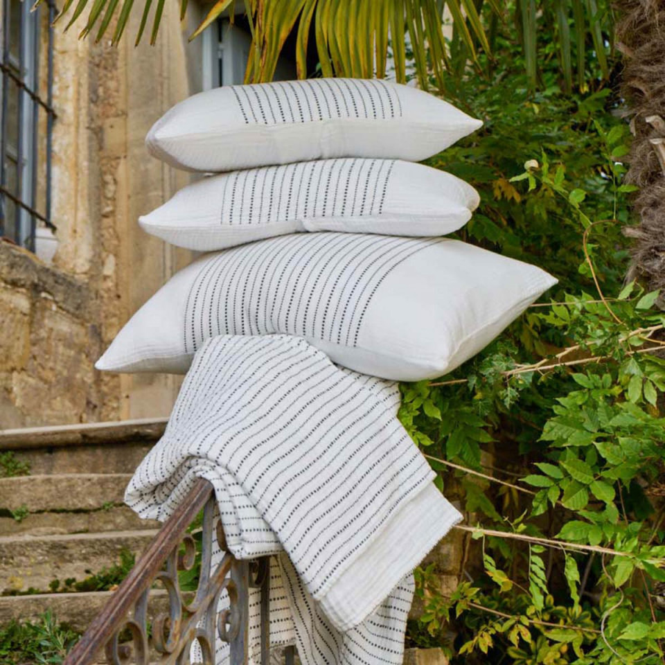 Housse de Coussin en Mousseline de Coton IMANI 