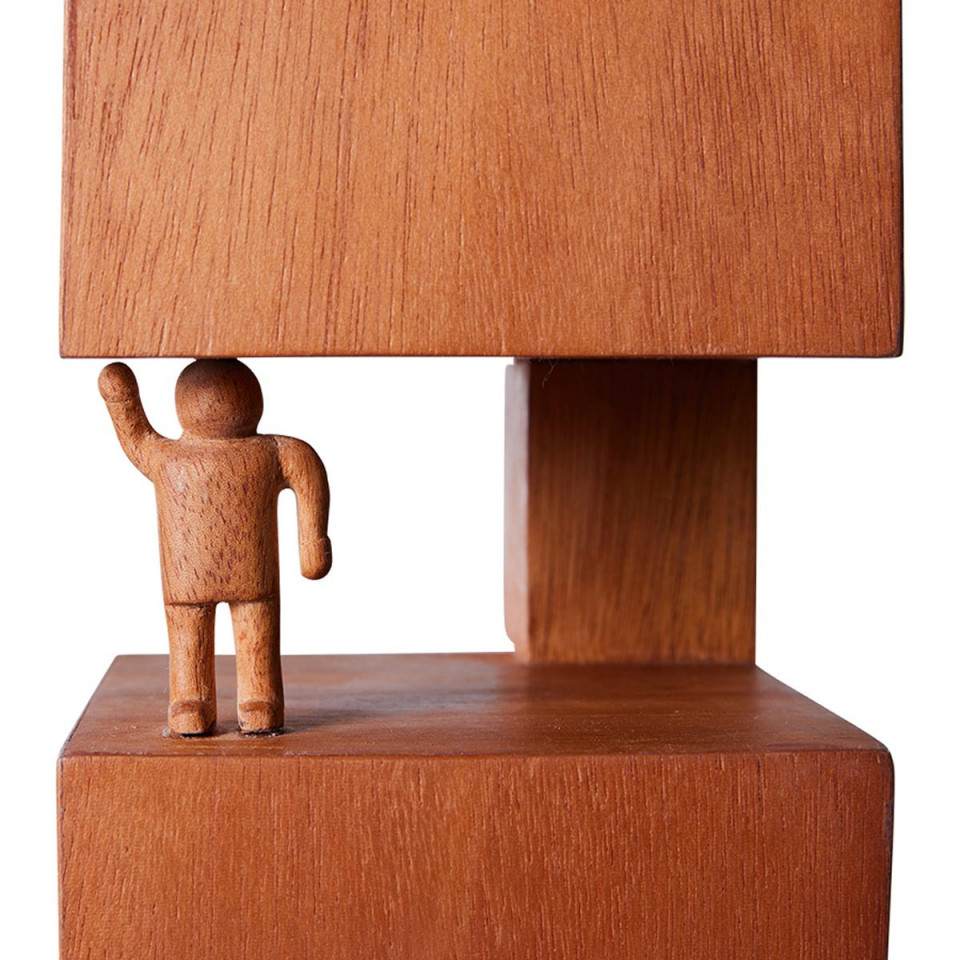 Sculpture Bois d'Acajou Design Bauhaus Empowered 