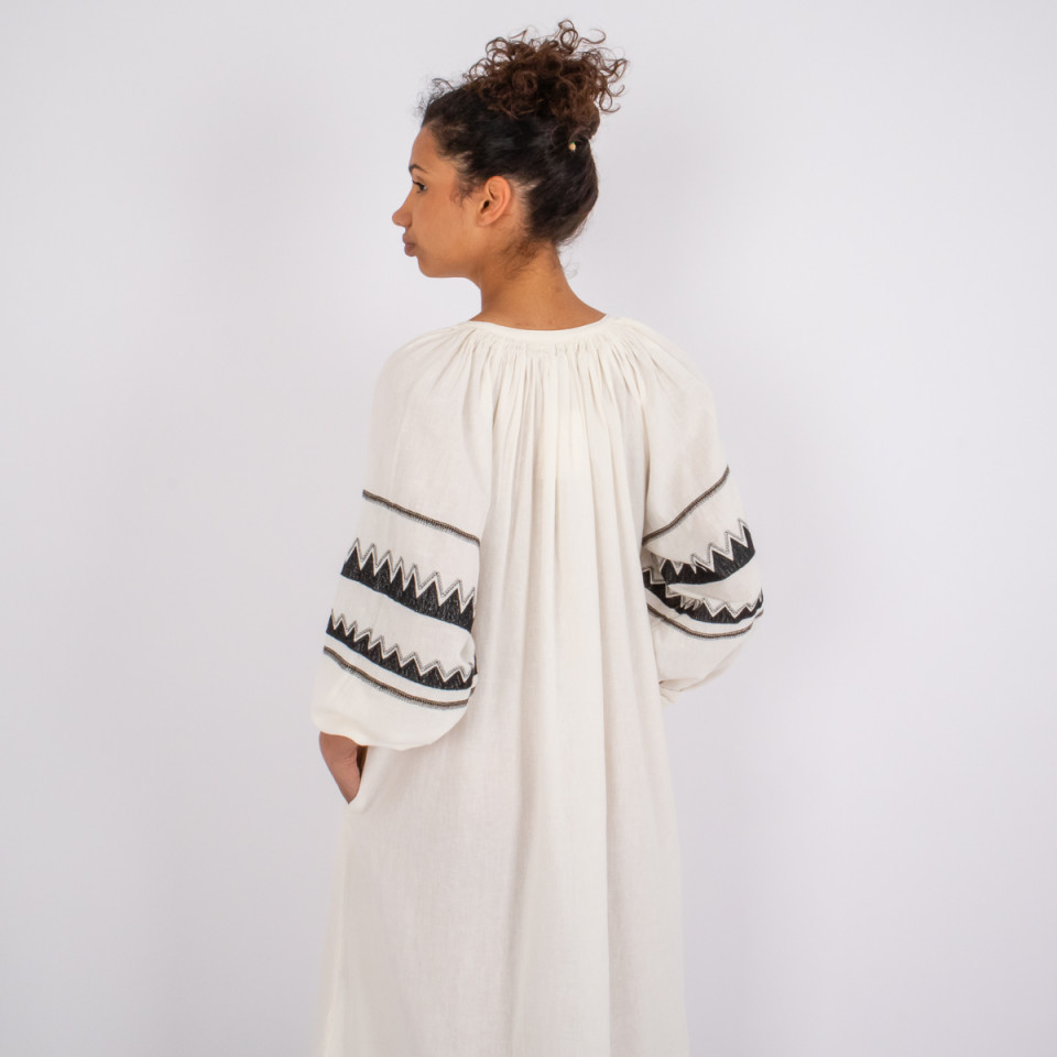 Robe Brodée Leia cream /black Hod Paris