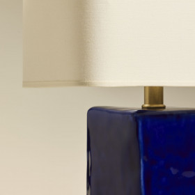 Lampe à Poser NOMAD outremer - Maison Sarah Lavoine