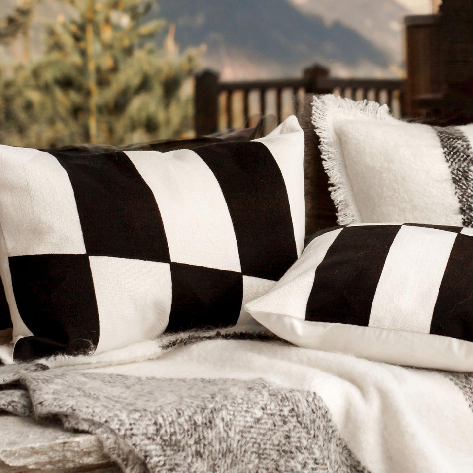 Housse de Coussin Brodé Graphique SIDNEY
