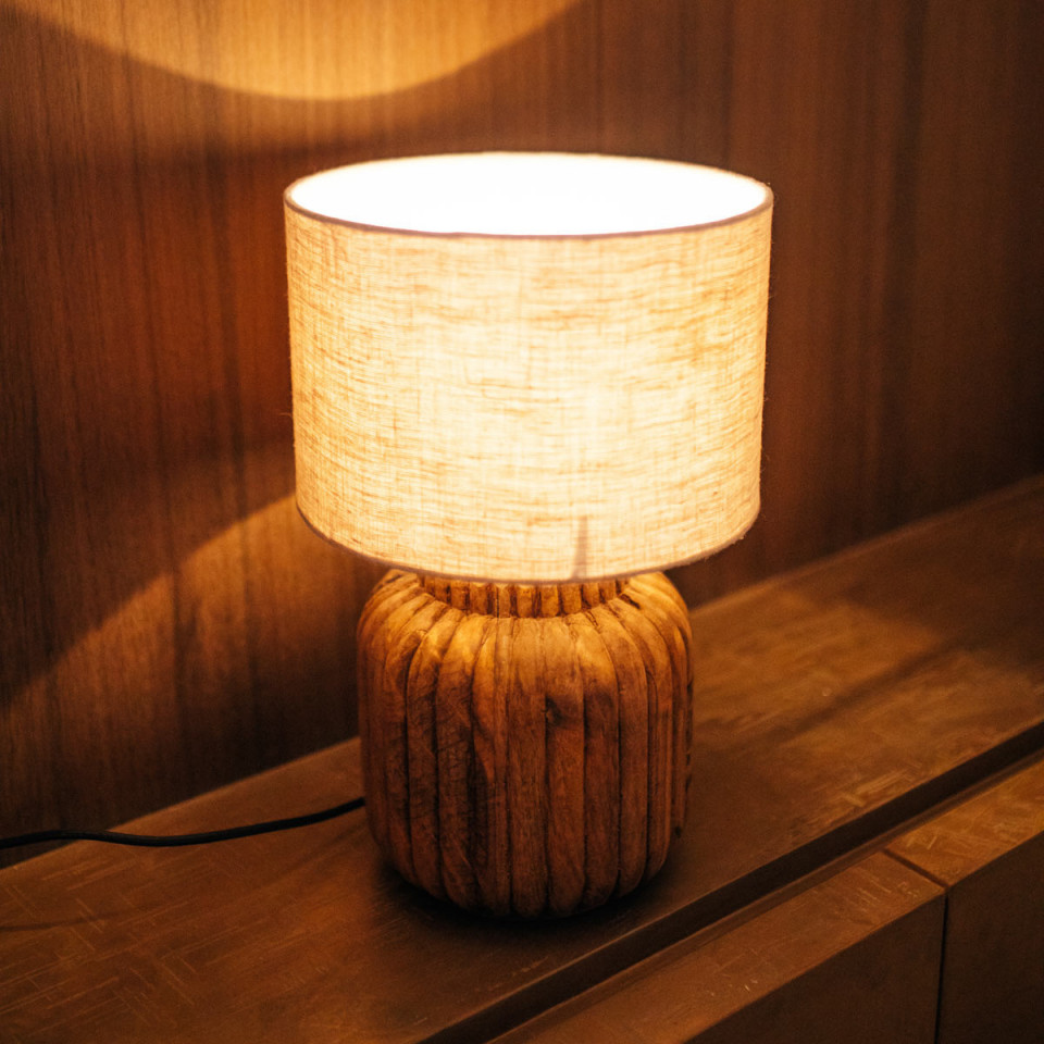 Lampe à Poser Bois et Lin Cylindrique LAMPEDUSA  