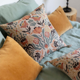 Coussin Coton Imprimé YOURI Couleur:Multico Dimensions:45 x 45 Vivaraise