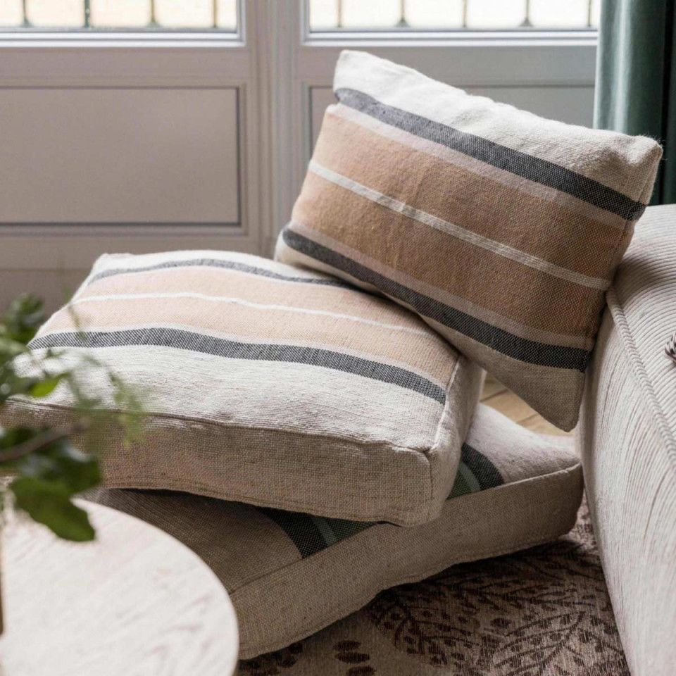 Coussin de Sol Tissé Main GATSBY 