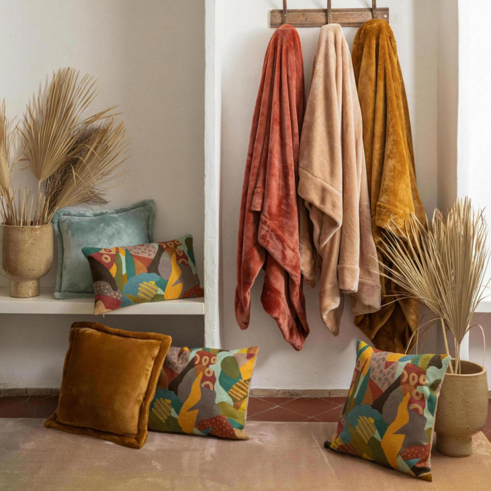 Coussin brodé Izel  