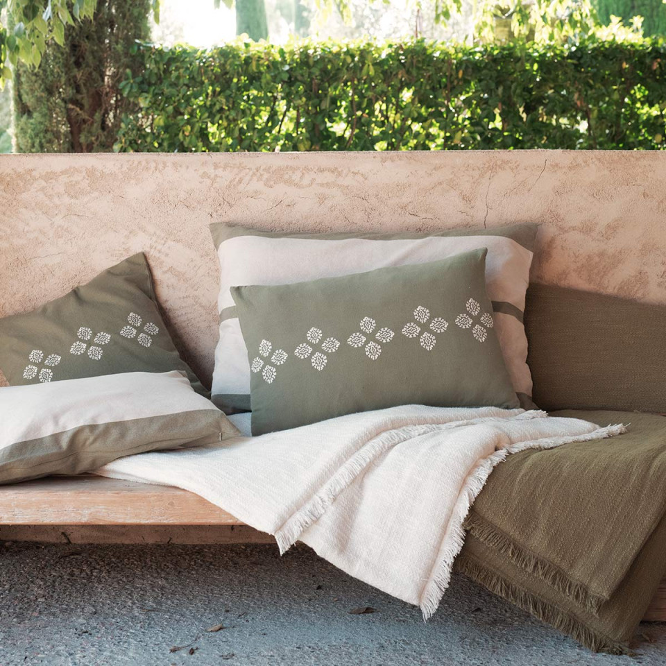 Housse de Coussin Brodé BANDANA