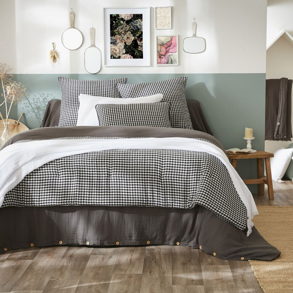 Bout de lit en Gaze de coton tissée teinte VICKIE