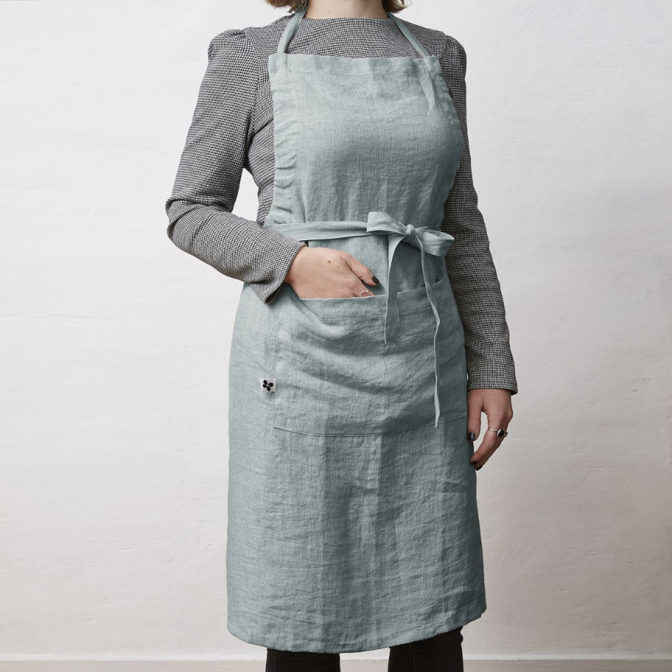 Tablier en Lin Lavé SOLINE Couleur:Azur Dimensions:70 x 85 L'Effet Papillon