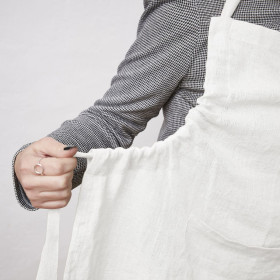 Tablier en Lin Lavé SOLINE Couleur:Craie Dimensions:70 x 85 L'Effet Papillon