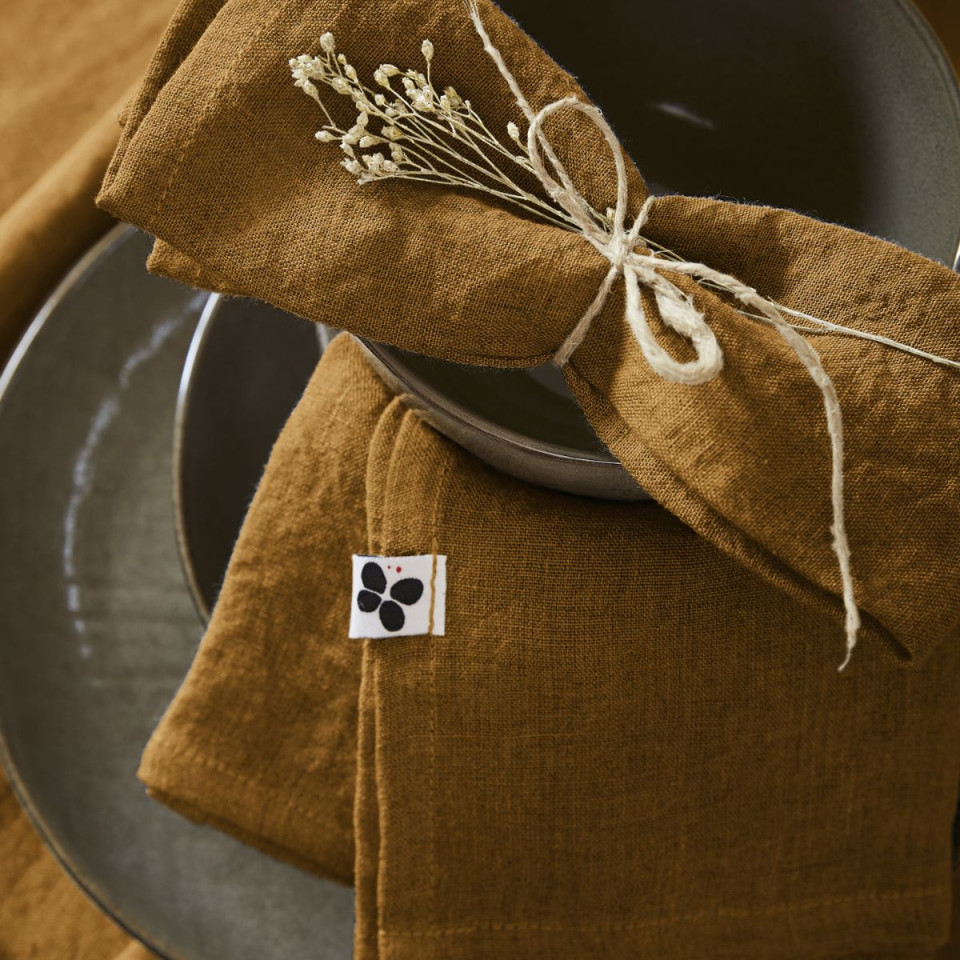 Lot de 3 Serviettes en Lin Lavé SOLINE Couleur:Caramel Dimensions:40 x 40 L'Effet Papillon