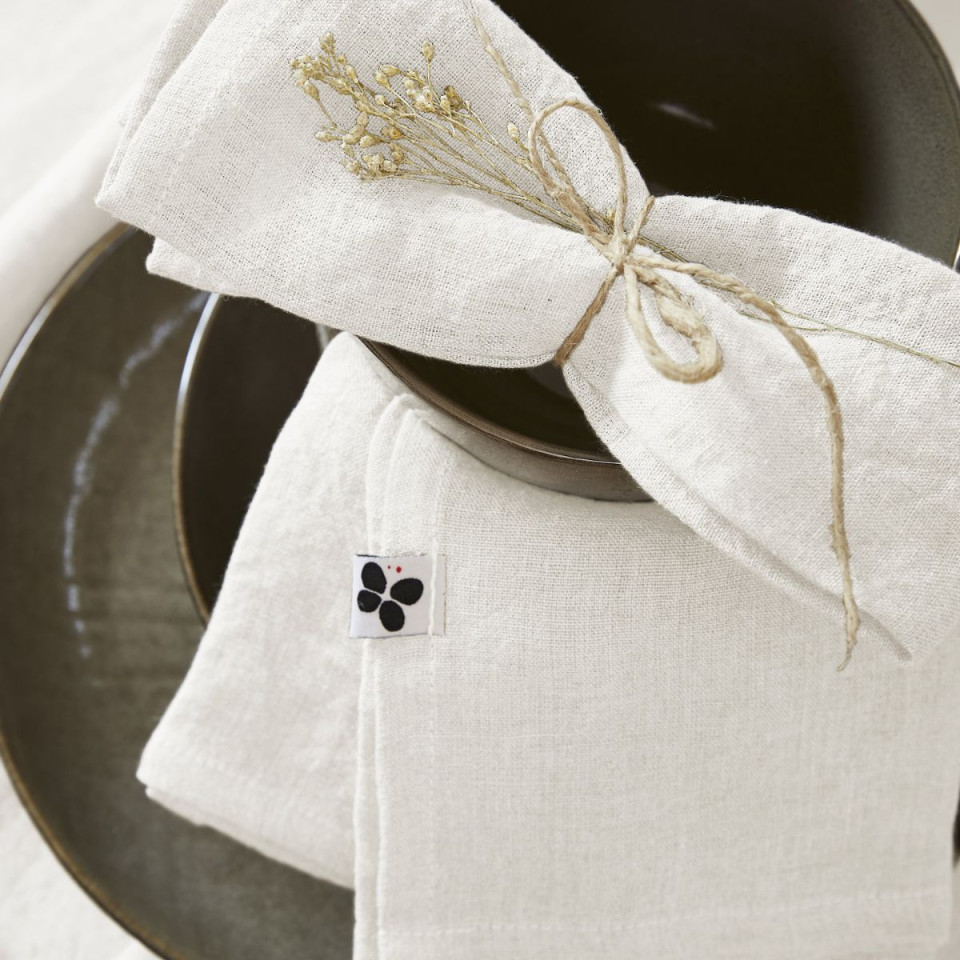 Lot de 3 Serviettes en Lin Lavé SOLINE Couleur:Craie Dimensions:40 x 40 L'Effet Papillon