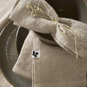 Lot de 3 Serviettes en Lin Lavé SOLINE Couleur:Sable Dimensions:40 x 40 L'Effet Papillon