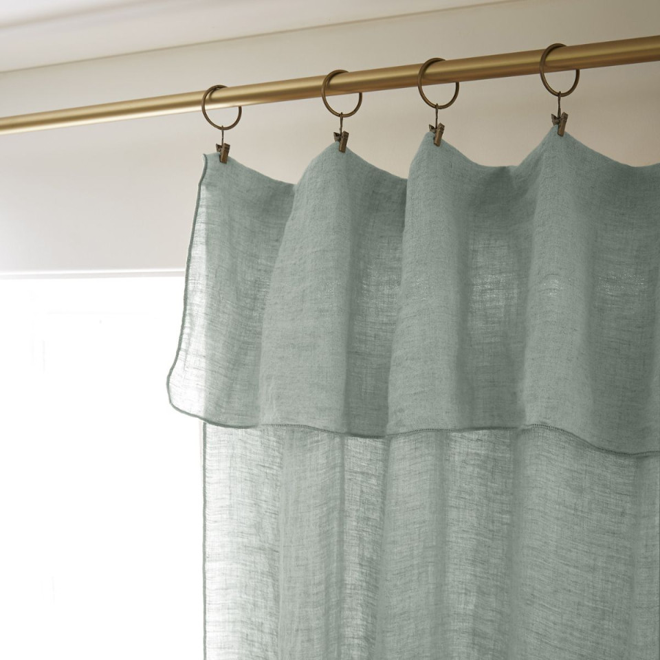 Rideau ajustable + 8 anneaux pince Lin Lavé SOLINE Couleur:Eucalyptus Dimensions:140 x 270 L'Effet Papillon