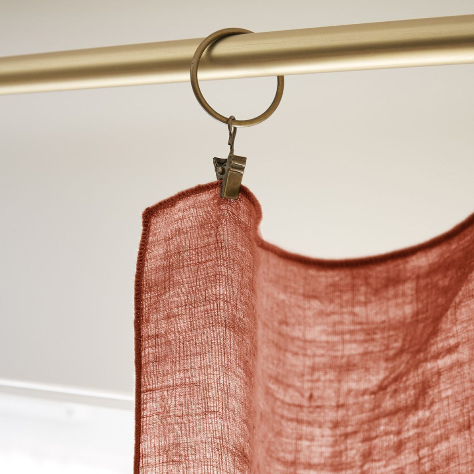 Rideau ajustable + 8 anneaux pince Lin Lavé SOLINE Couleur:Paprika Dimensions:140 x 270 L'Effet Papillon