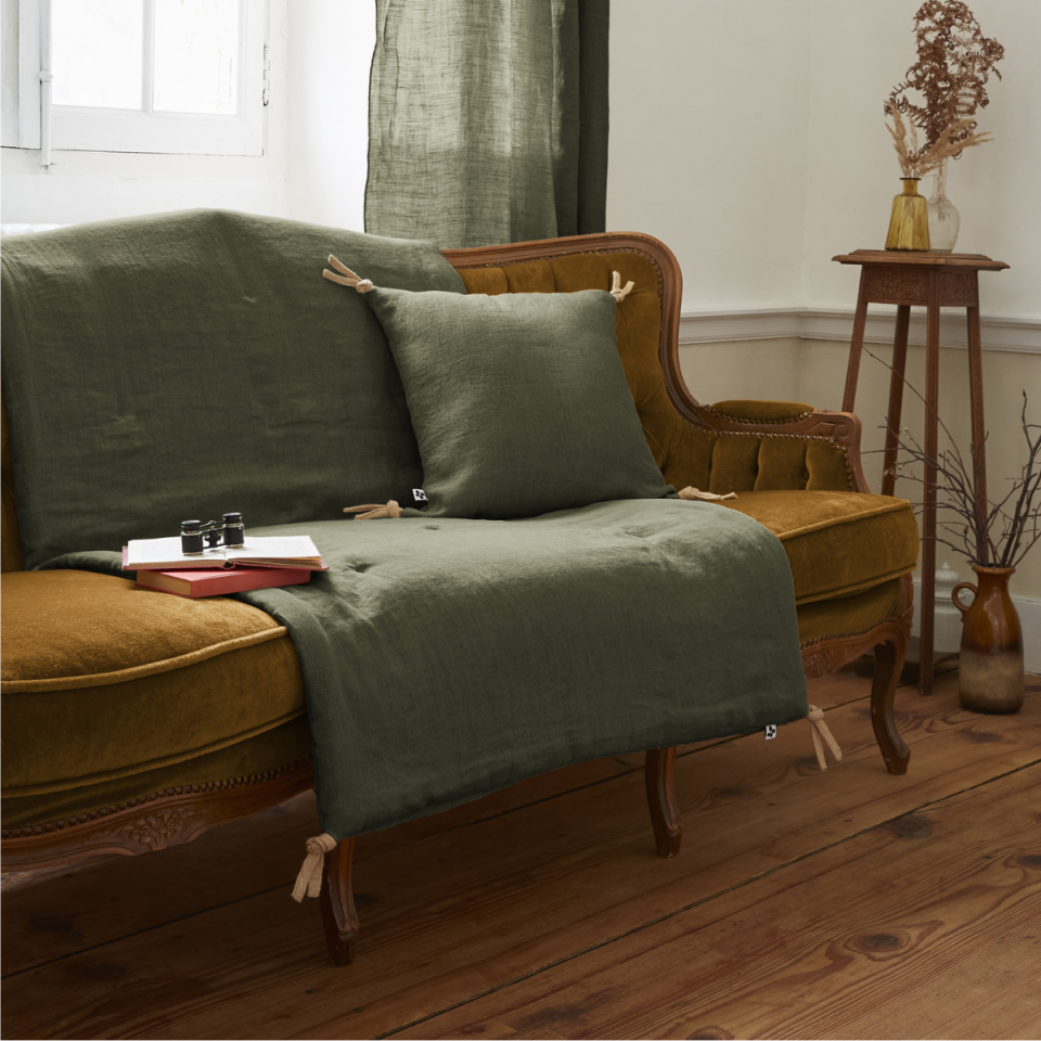 Édredon en Lin Lavé SOLINE Couleur:Thym Dimensions:90 x 200 L'Effet Papillon