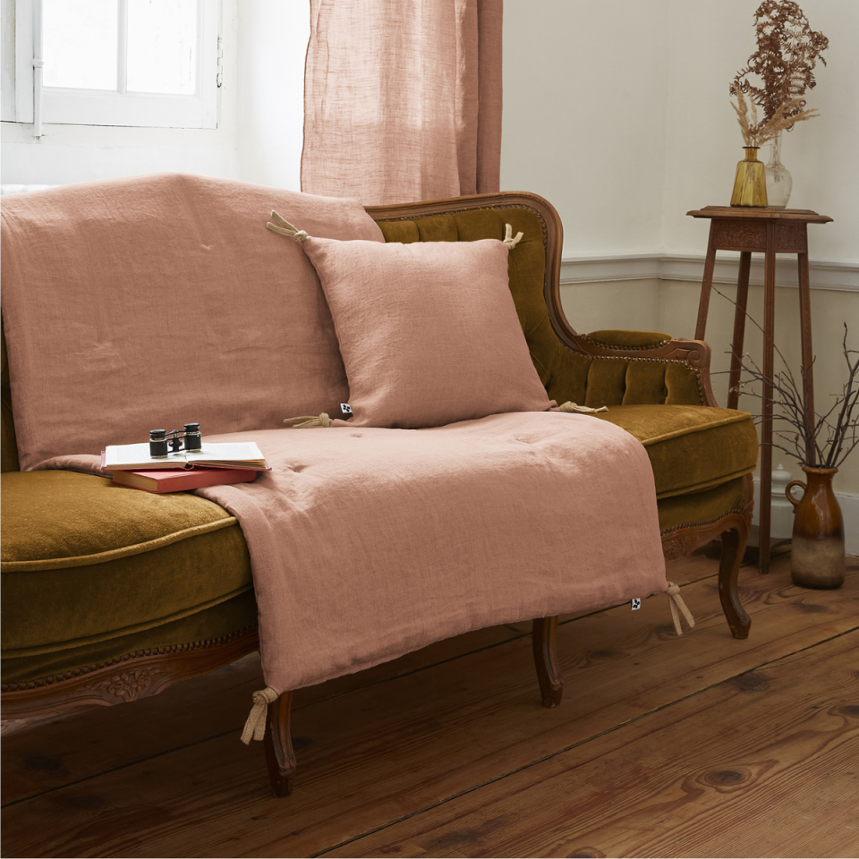 Édredon en Lin Lavé SOLINE Couleur:Vieux Rose Dimensions:90 x 200 L'Effet Papillon