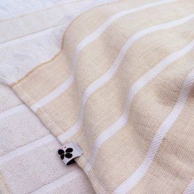 Fouta en Coton tissé teint NINO