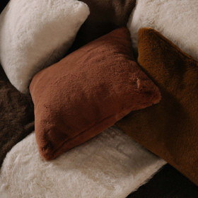 Housse de Coussin en Fausse Fourrure CHAMONIX  