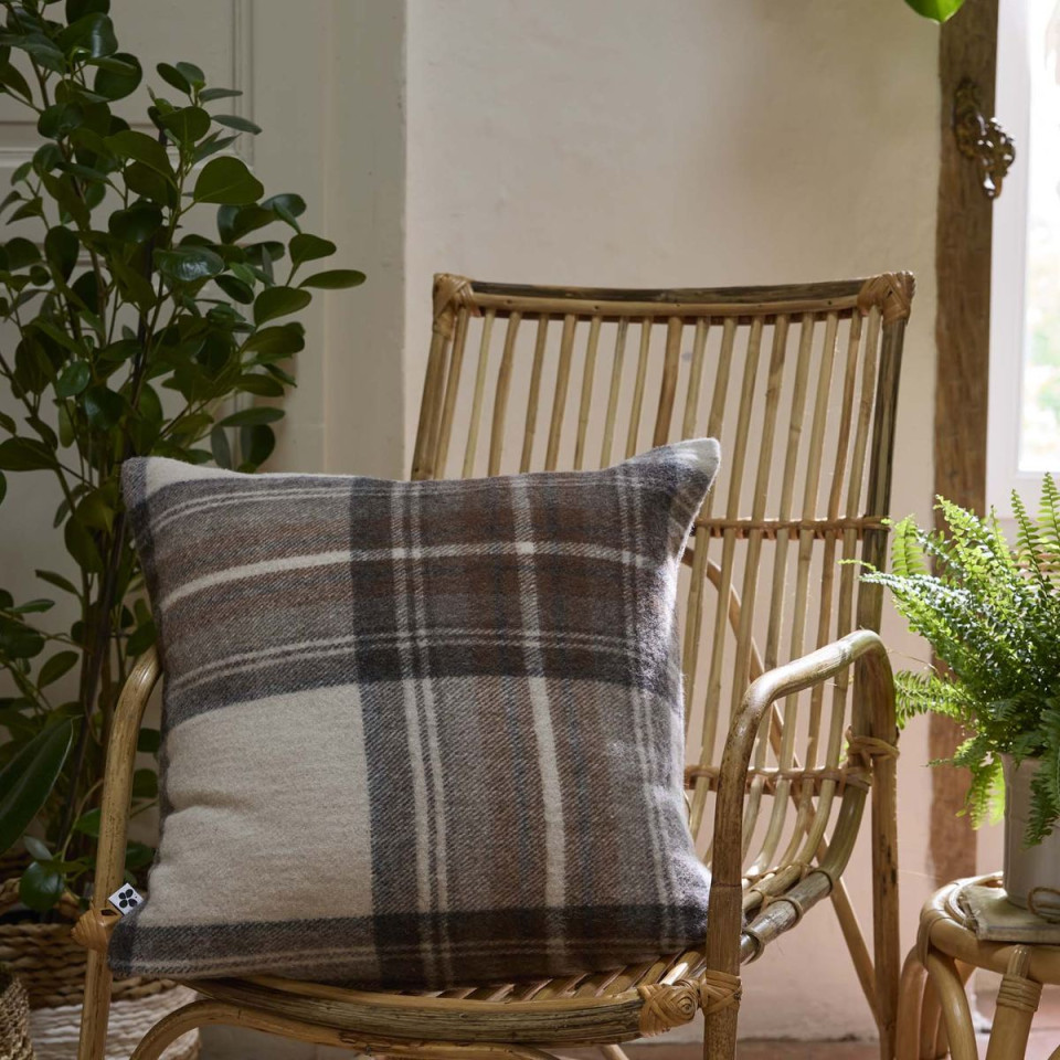 Coussin laine recyclée LEANDRE
