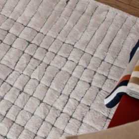 Tapis quadrillage aspect laine ANTONIO