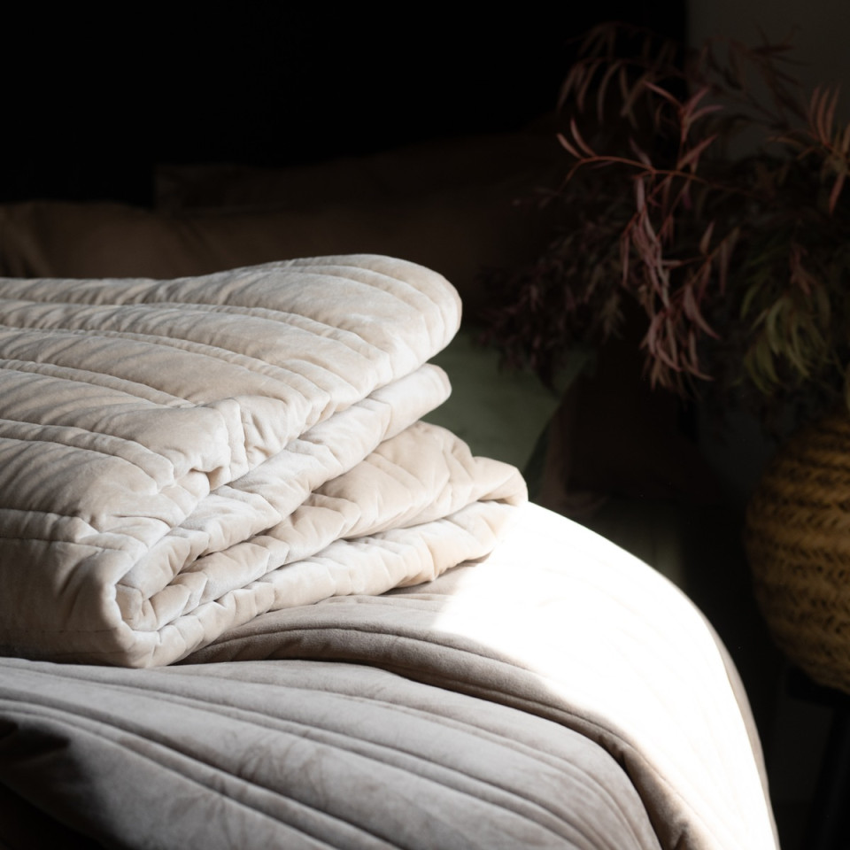 Couvre Lit Velours Surpiqué Rayures NANOOK