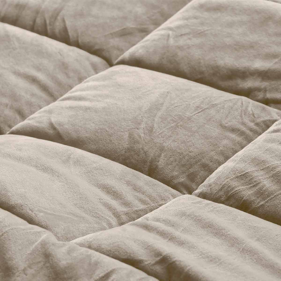 Chemin de Lit en Velours Matelassé MOKI
