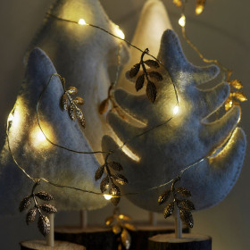 Guirlande lumineuse MARLIN à rameaux de feuilles nervurées