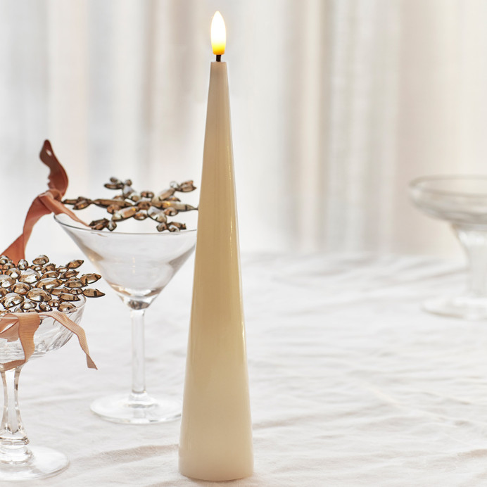 Grande bougie LED conique SILLE laquée à flamme vacillante
